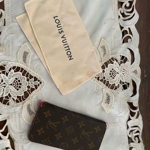 Auth Louis Vuitton Phone case Folio